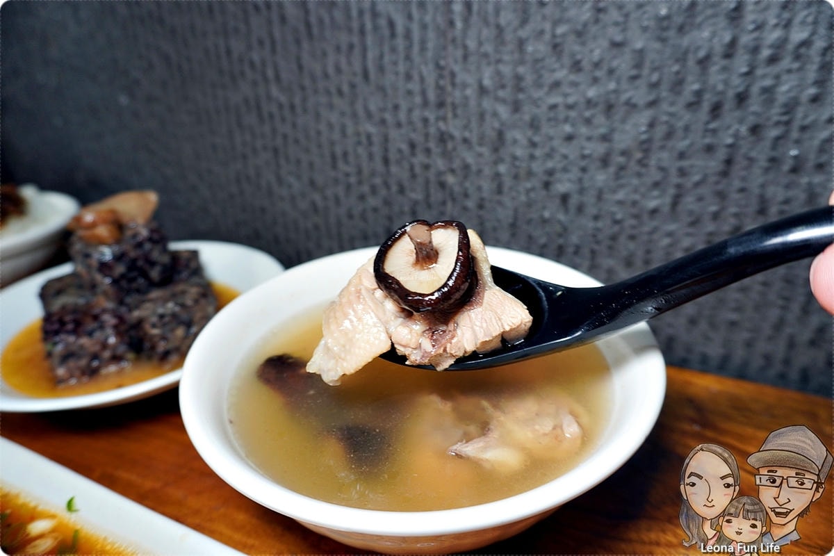 20251027_-82 20251027_-82