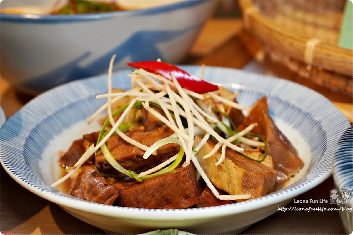 20251027_-109 20251027_-109