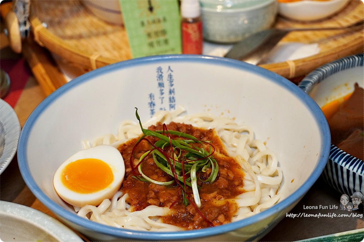 20251027_-114 20251027_-114