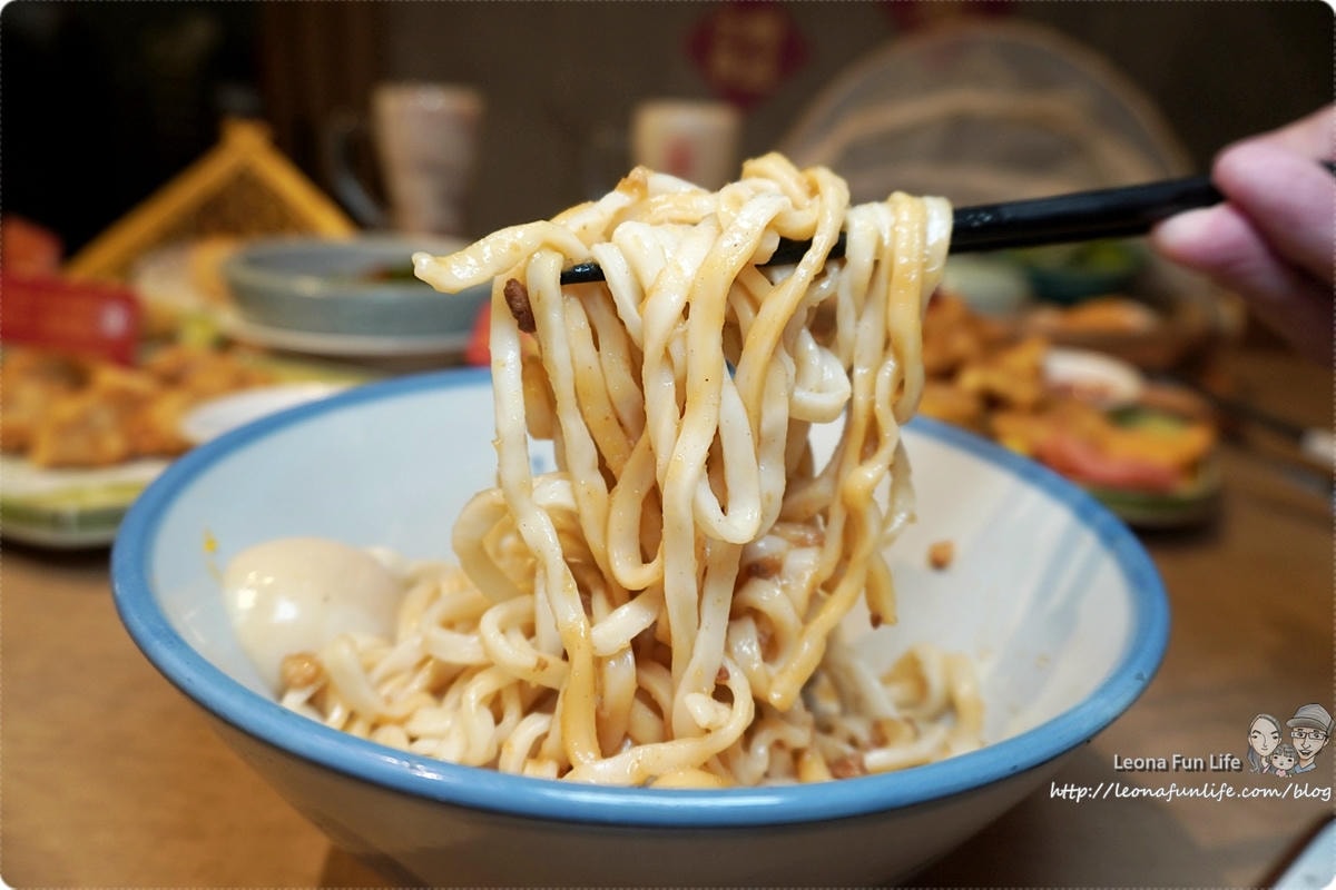 20251027_-115 20251027_-115