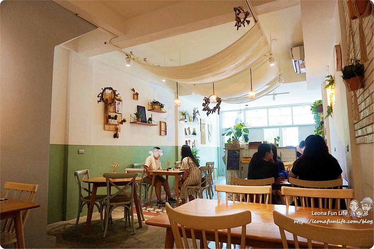 20251027_-160 20251027_-160