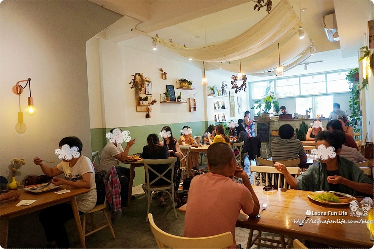 20251027_-172 20251027_-172