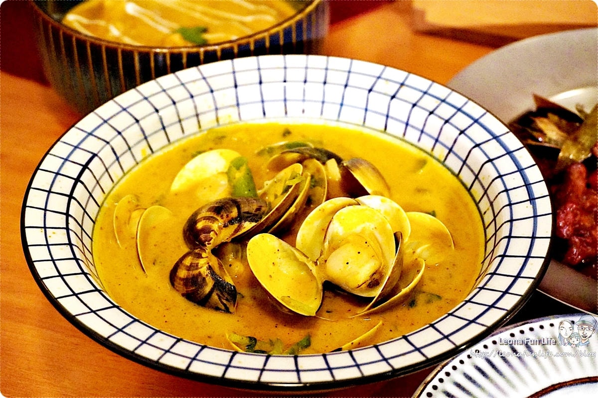 20251027_-196 20251027_-196