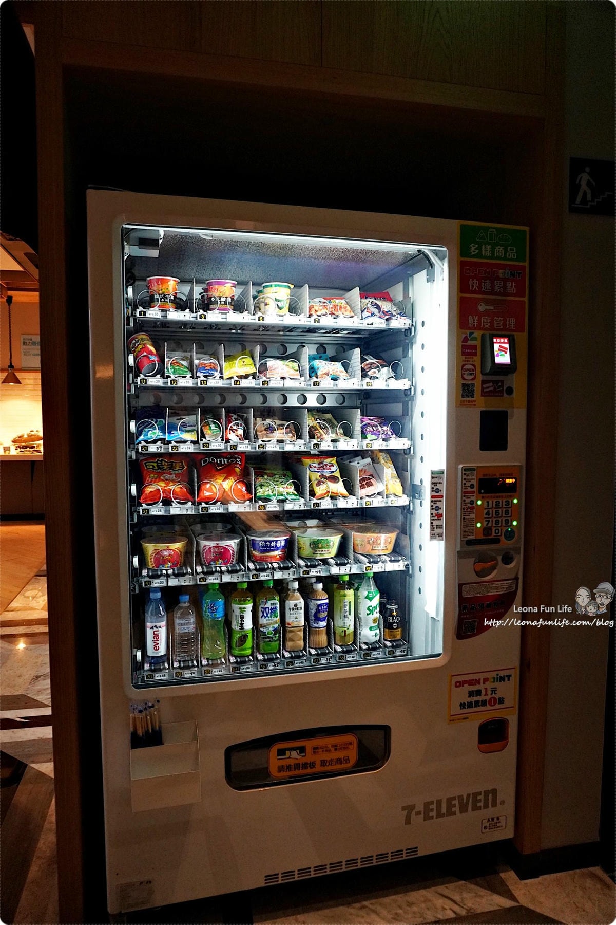 20251027_-217 20251027_-217