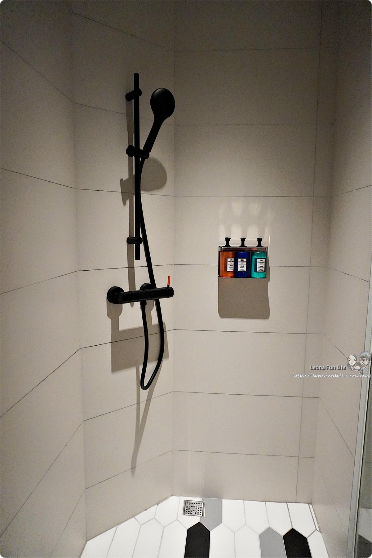 20251027_-227 20251027_-227