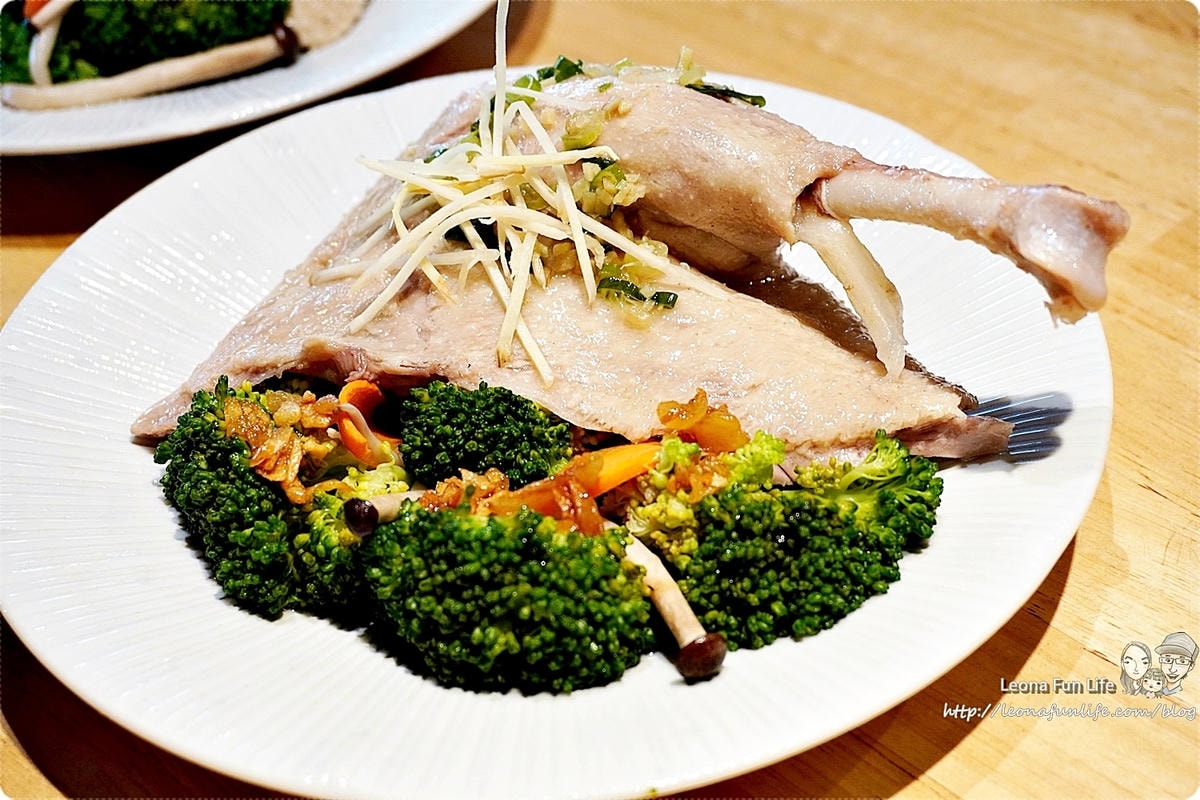 20251027_-155 20251027_-155