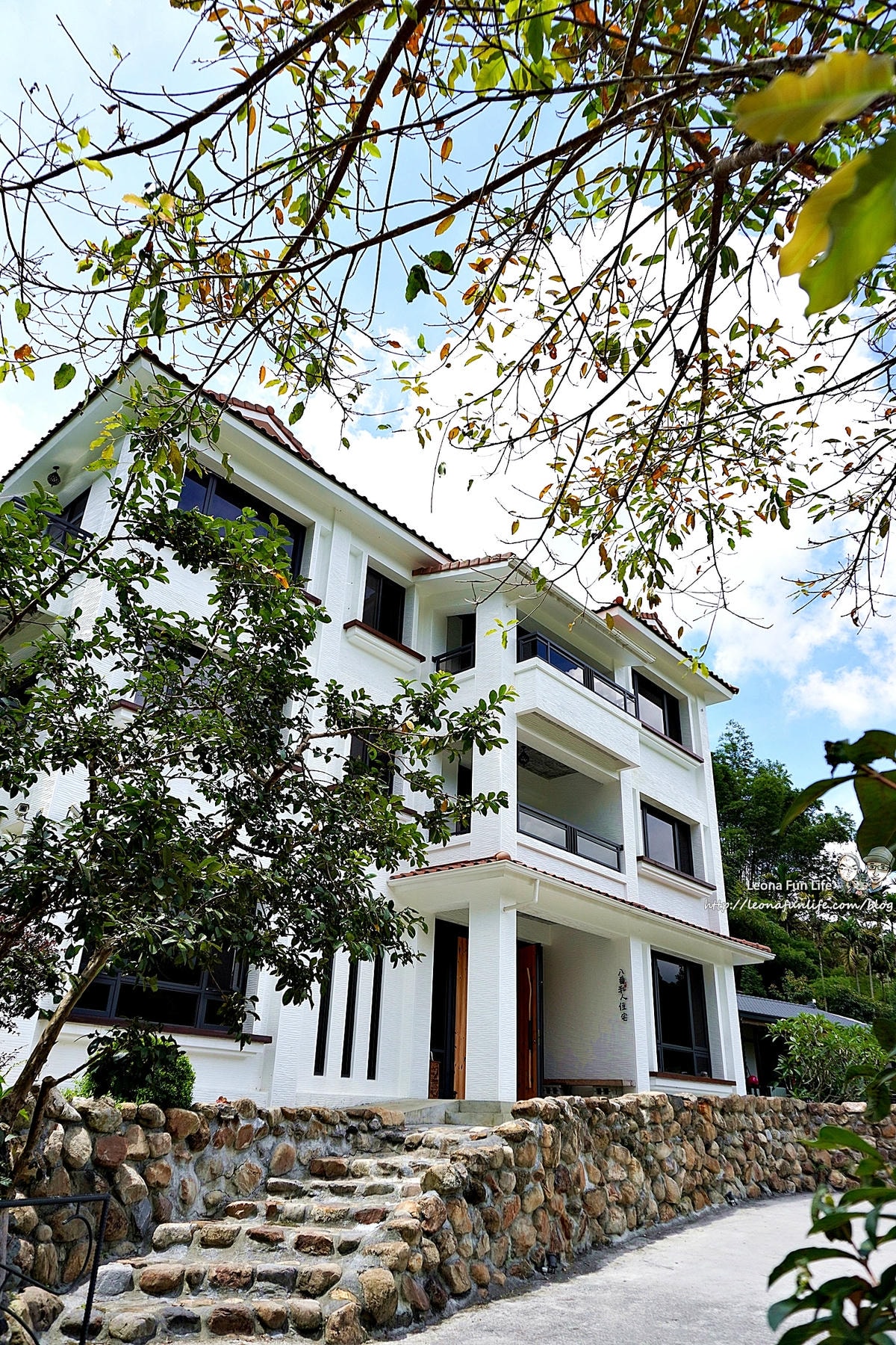 20251027_-296 20251027_-296