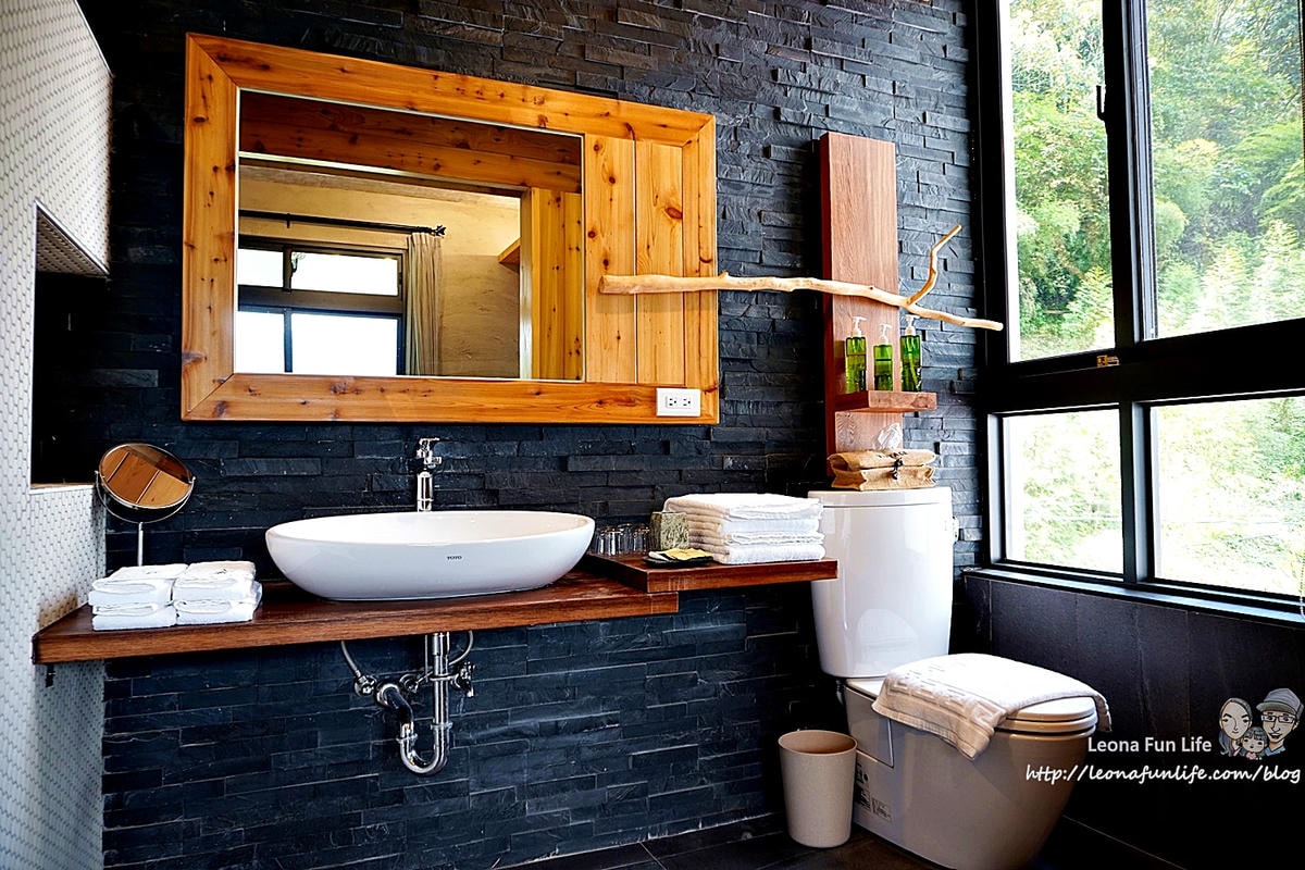 20251027_-72 20251027_-72