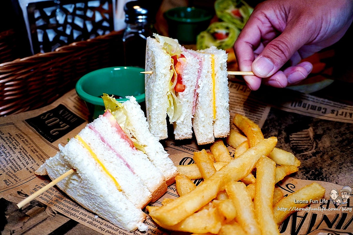 20251027_-222 20251027_-222