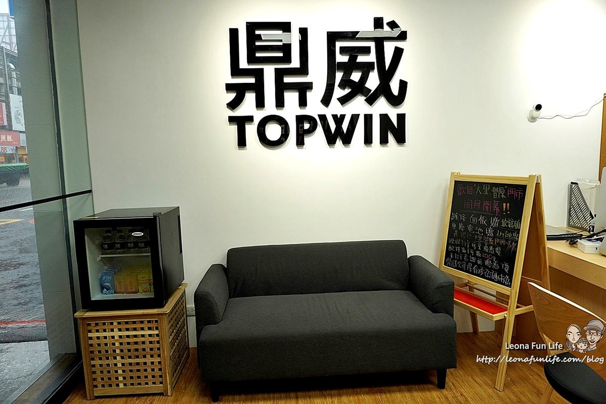 20251027_-69 20251027_-69