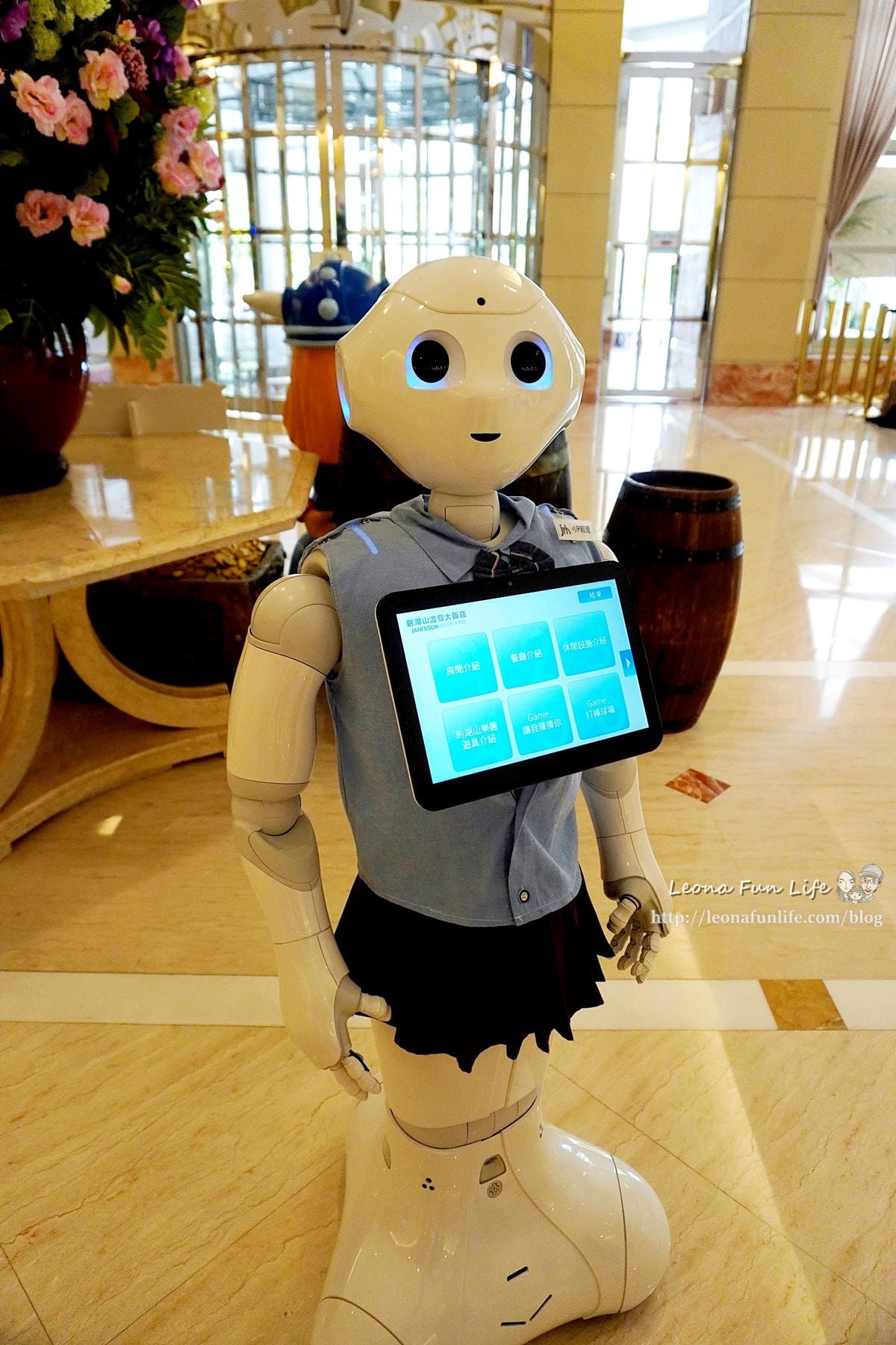 20251027_-412 20251027_-412