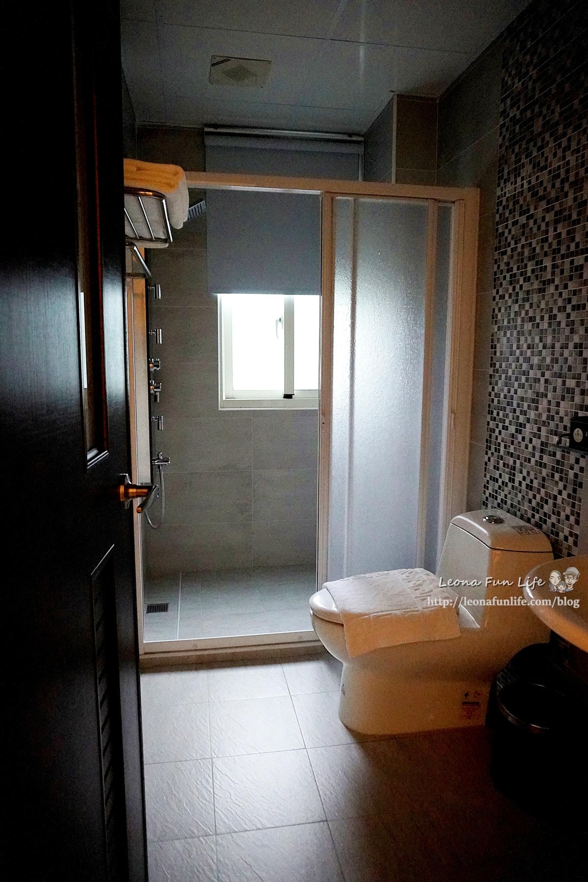 20251027_-436 20251027_-436