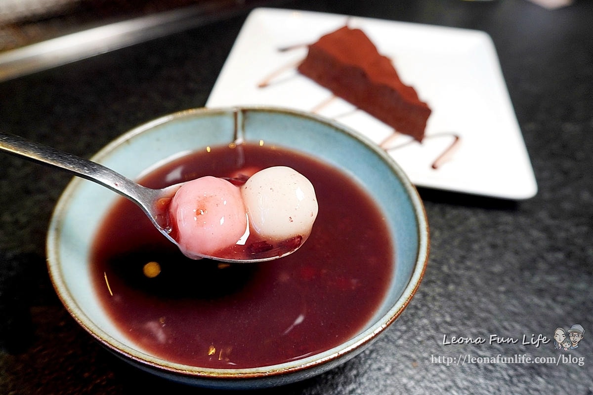 20251027_-176 20251027_-176