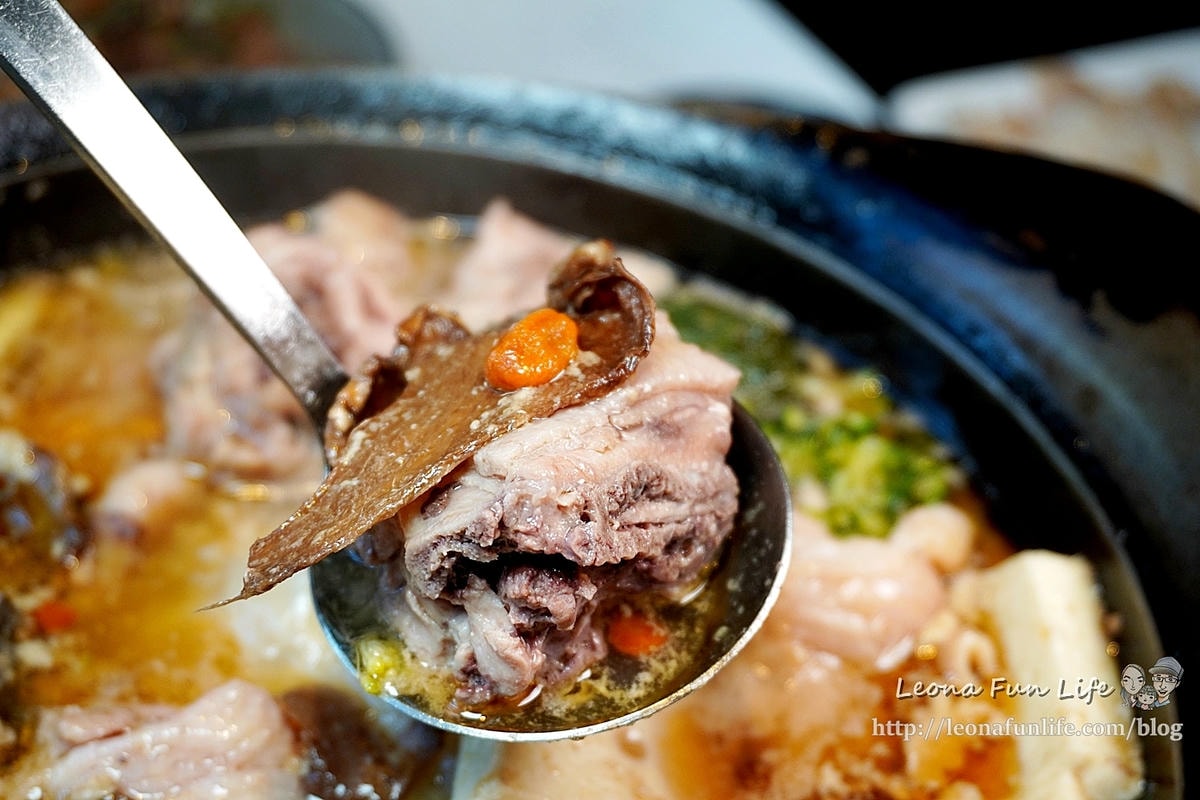 20251027_-187 20251027_-187