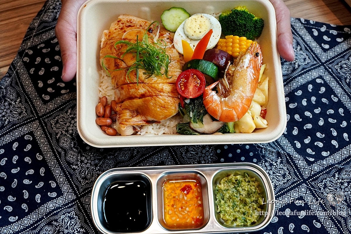 20251027_-152 20251027_-152