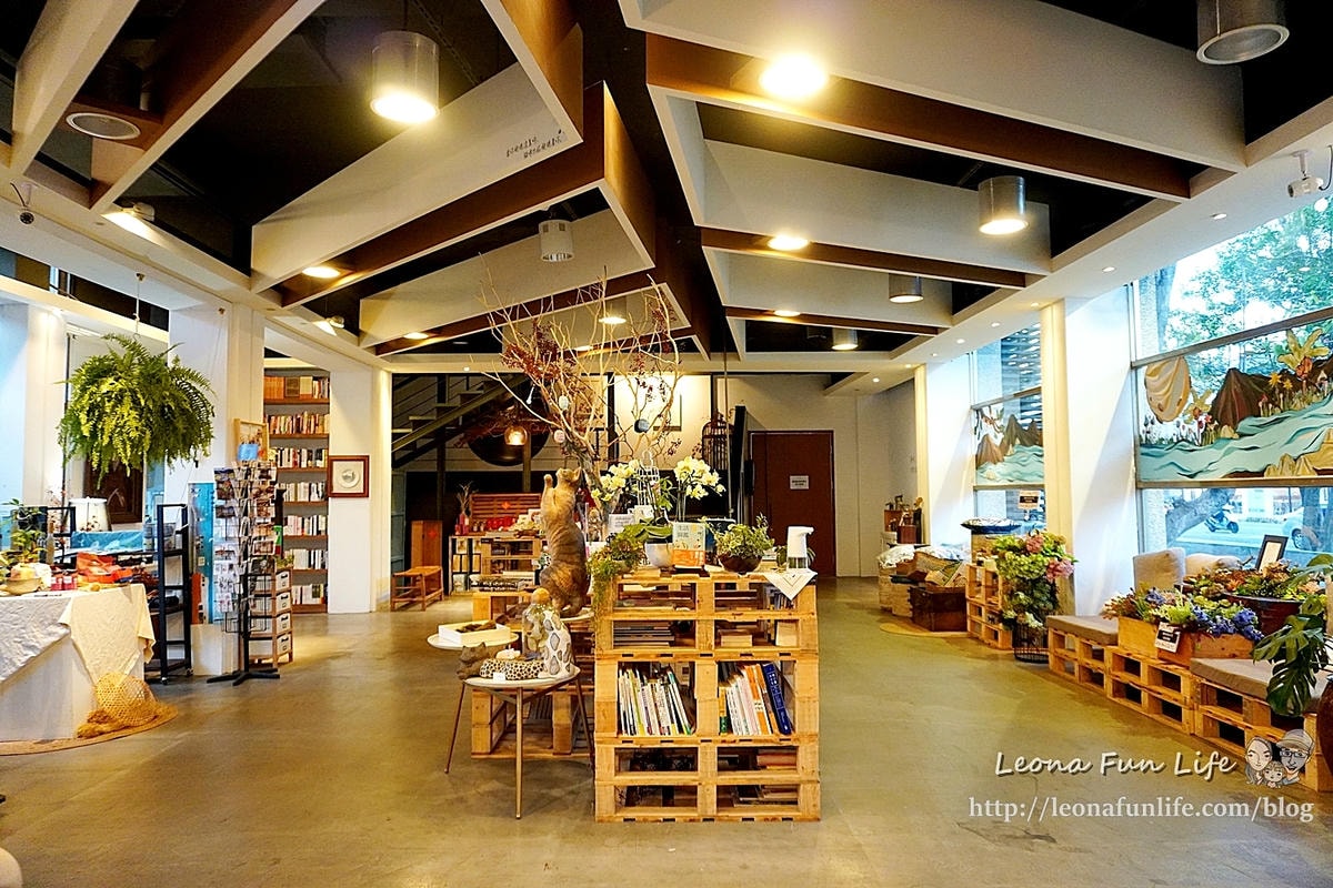 20251027_-81 20251027_-81