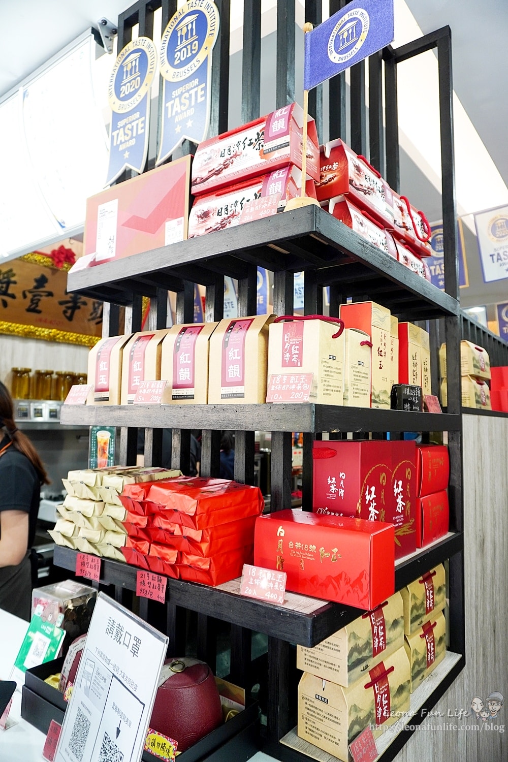 20251027_-7 20251027_-7