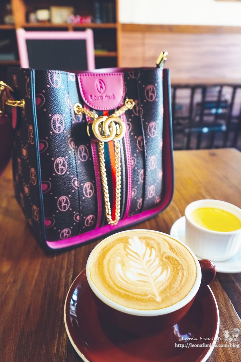 20251027_-121 20251027_-121