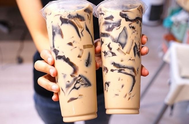 20251027_-136 20251027_-136