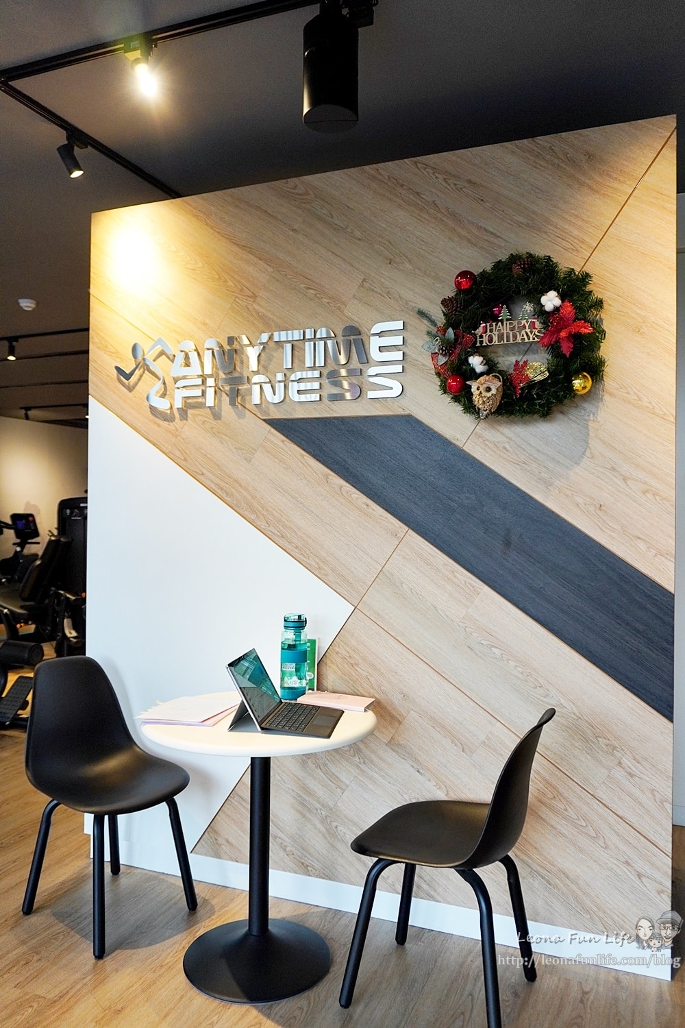 20251027_-333 20251027_-333