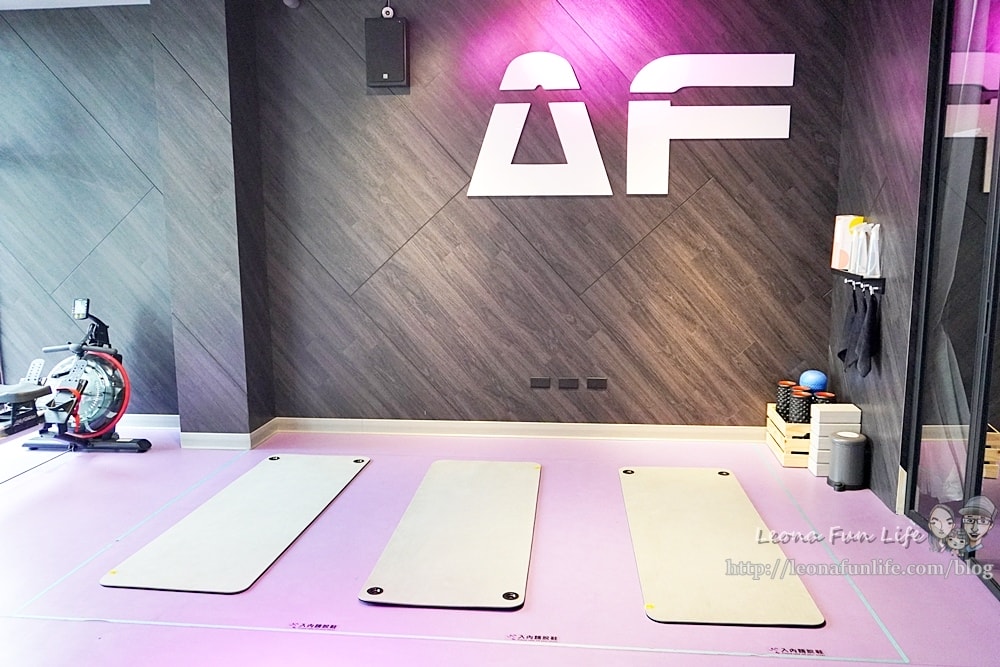 20251027_-355 20251027_-355