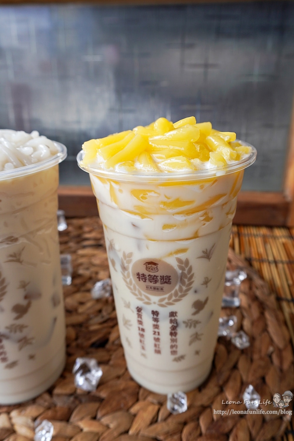 20251027_-155 20251027_-155