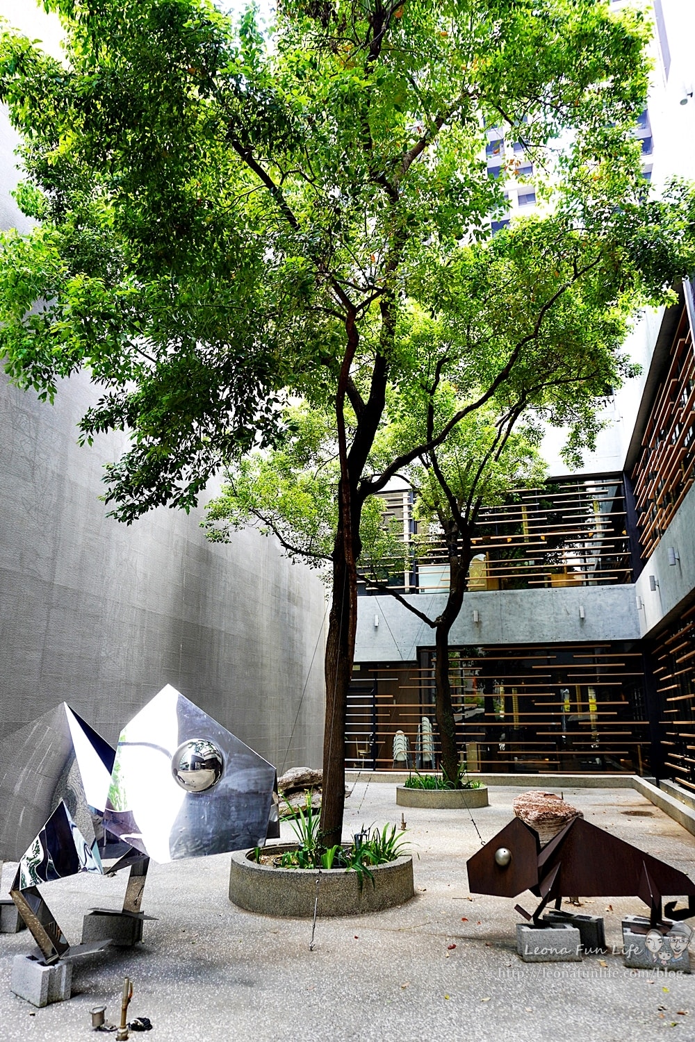 20251027_-458 20251027_-458