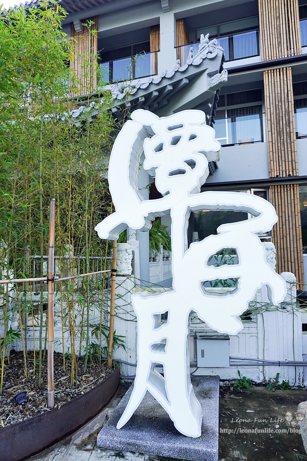 20251027_-412 20251027_-412