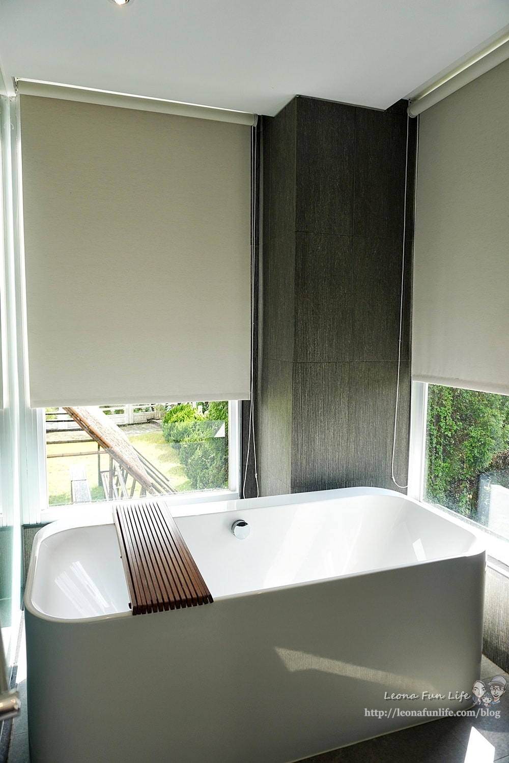 20251027_-445 20251027_-445