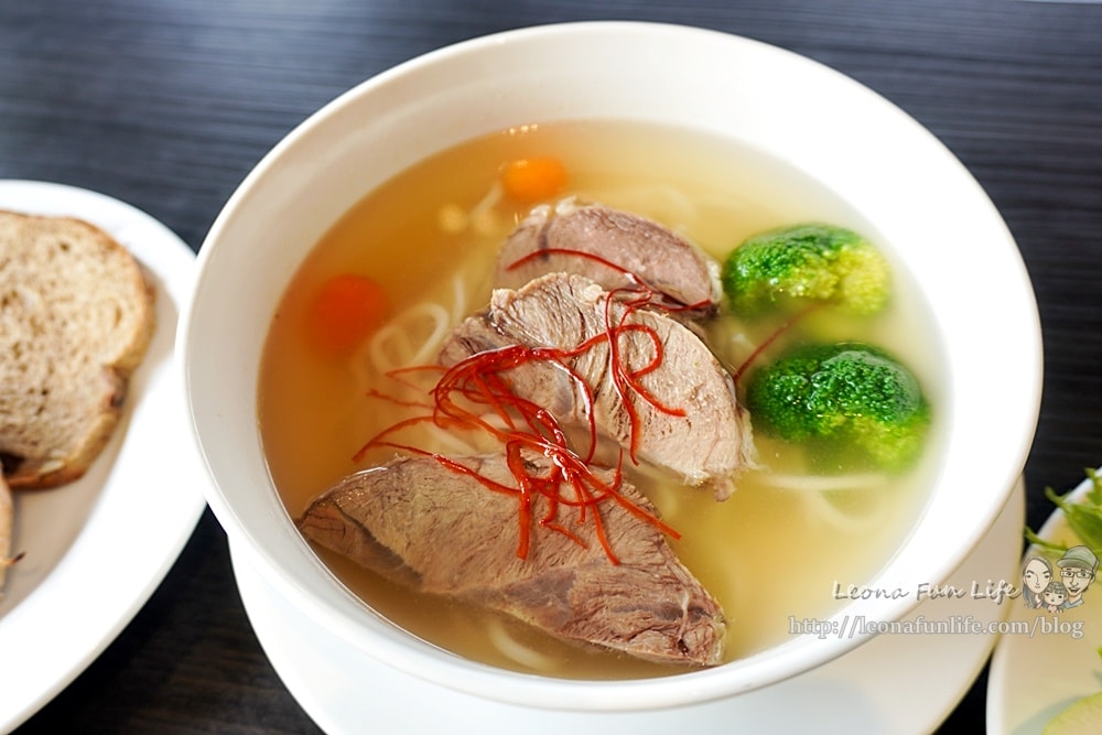 20251027_-468 20251027_-468