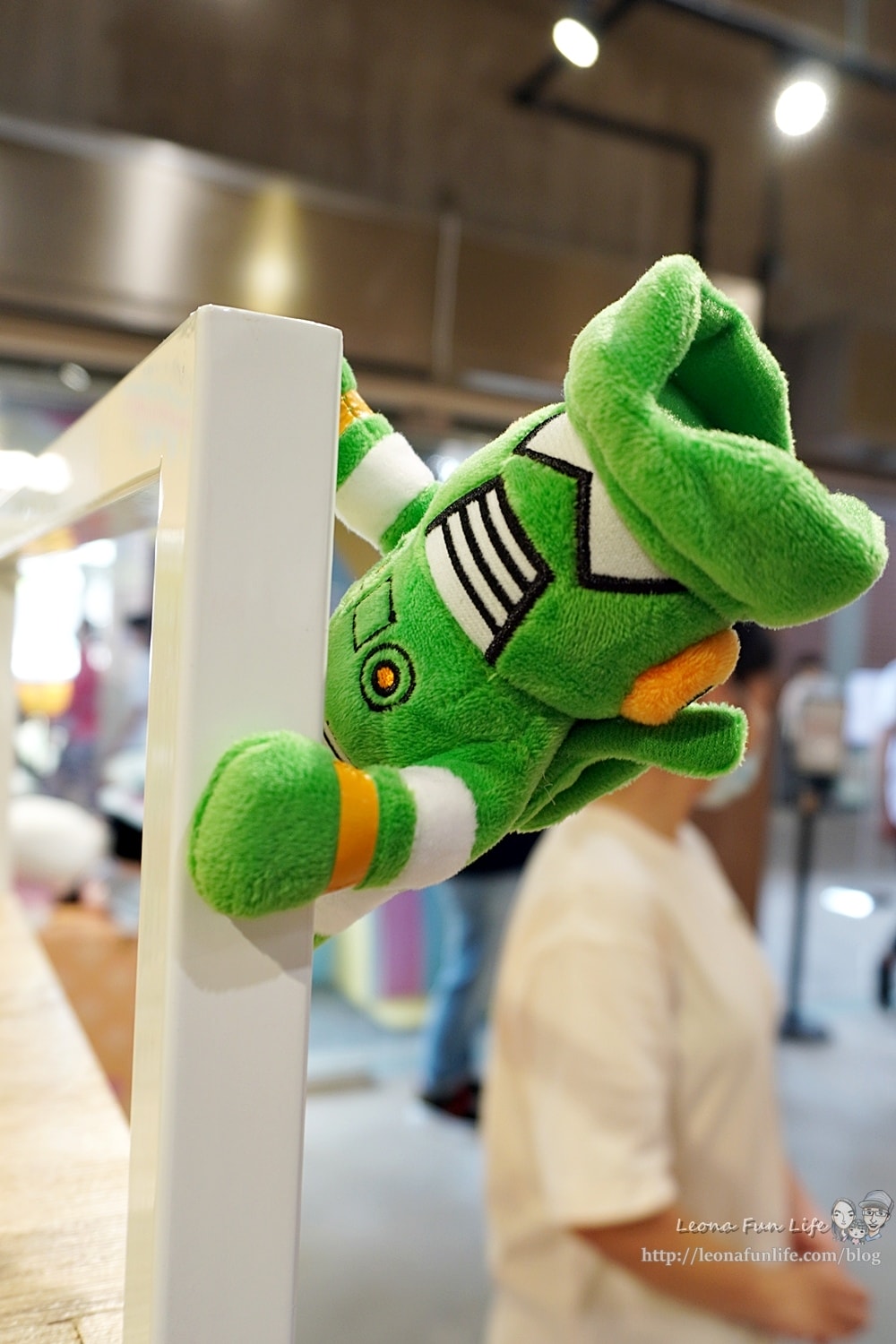 20251027_-199 20251027_-199