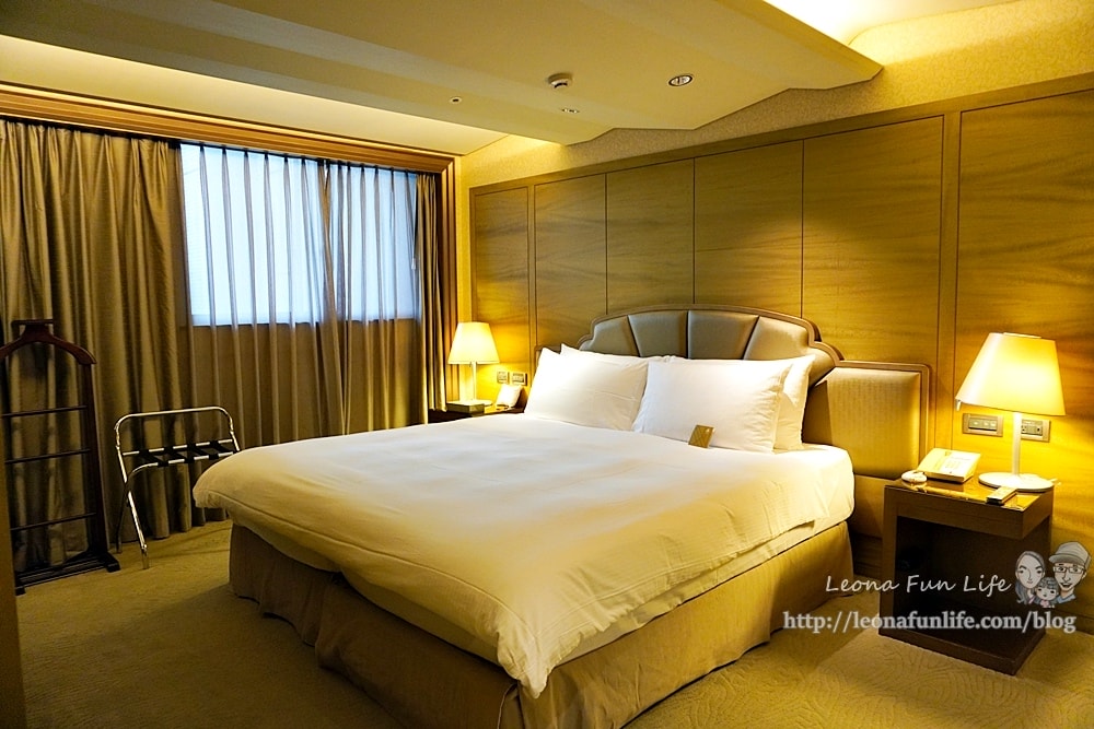 20251027_-124 20251027_-124