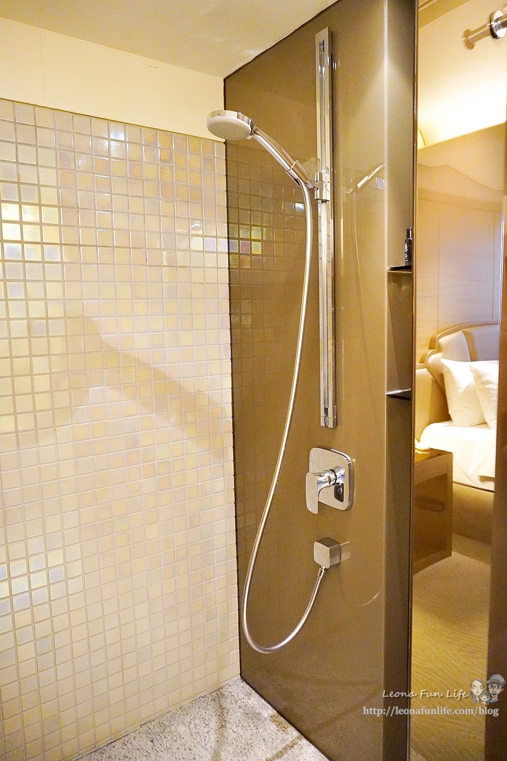 20251027_-132 20251027_-132