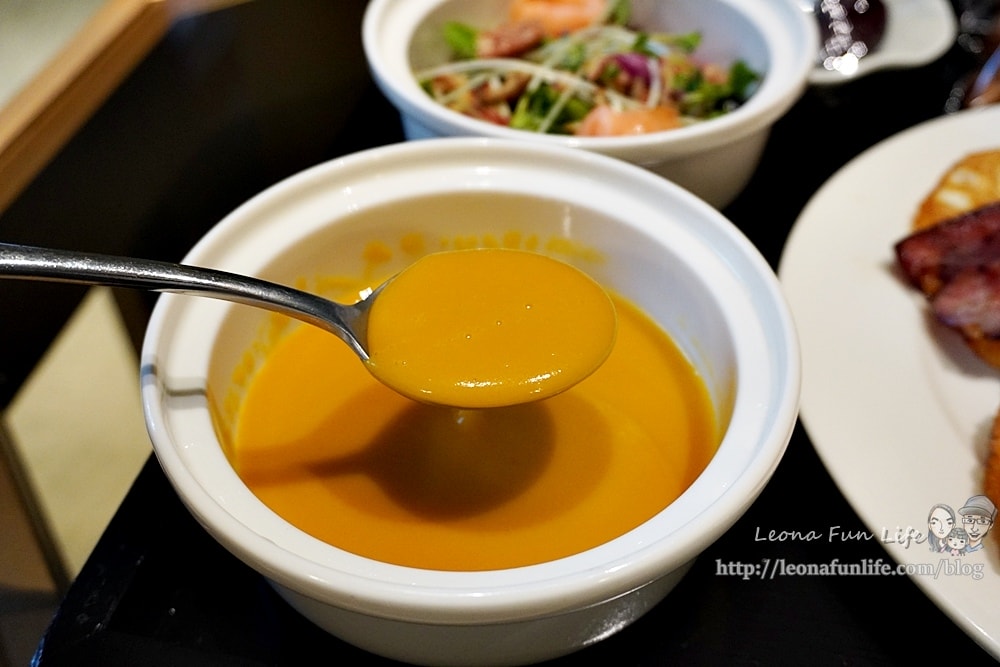 20251027_-158 20251027_-158