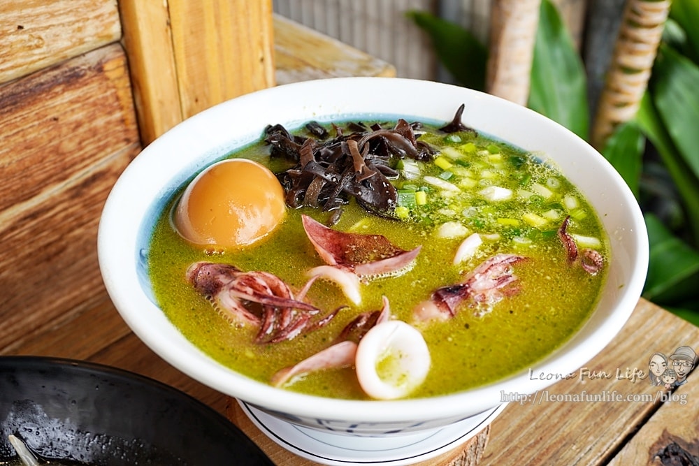 20251027_-236 20251027_-236