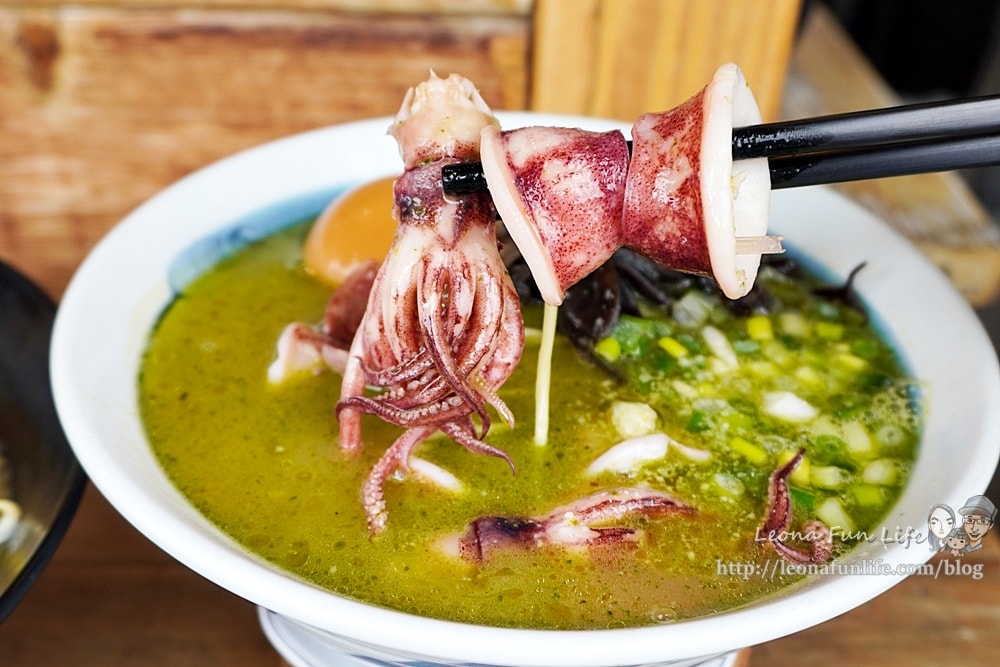 20251027_-238 20251027_-238