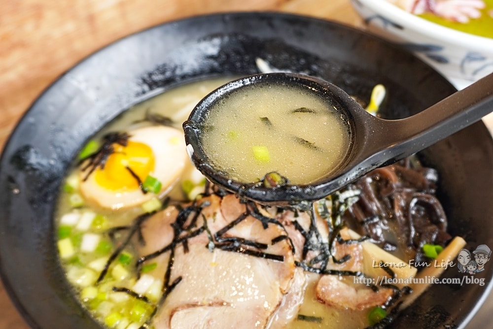 20251027_-240 20251027_-240