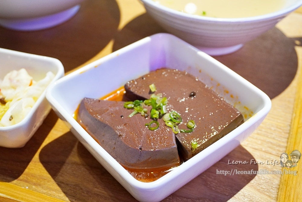 20251027_-297 20251027_-297