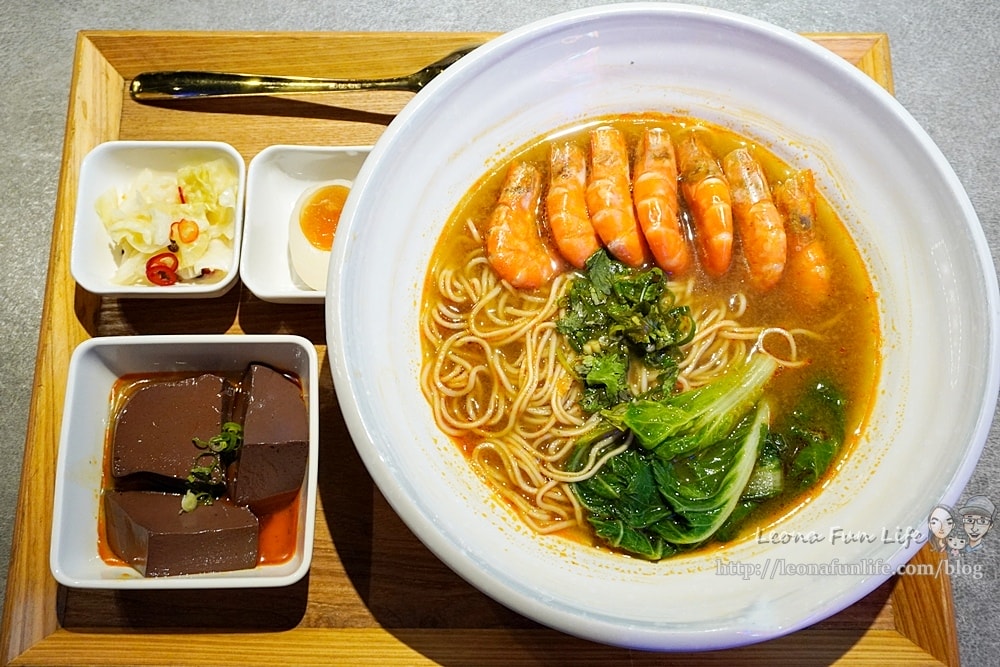 20251027_-299 20251027_-299