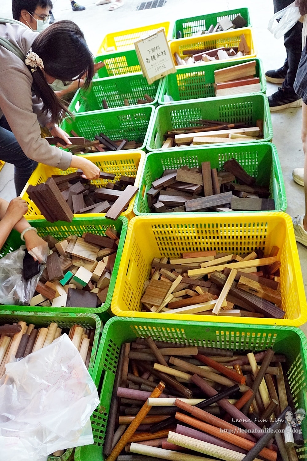 20251027_-182 20251027_-182