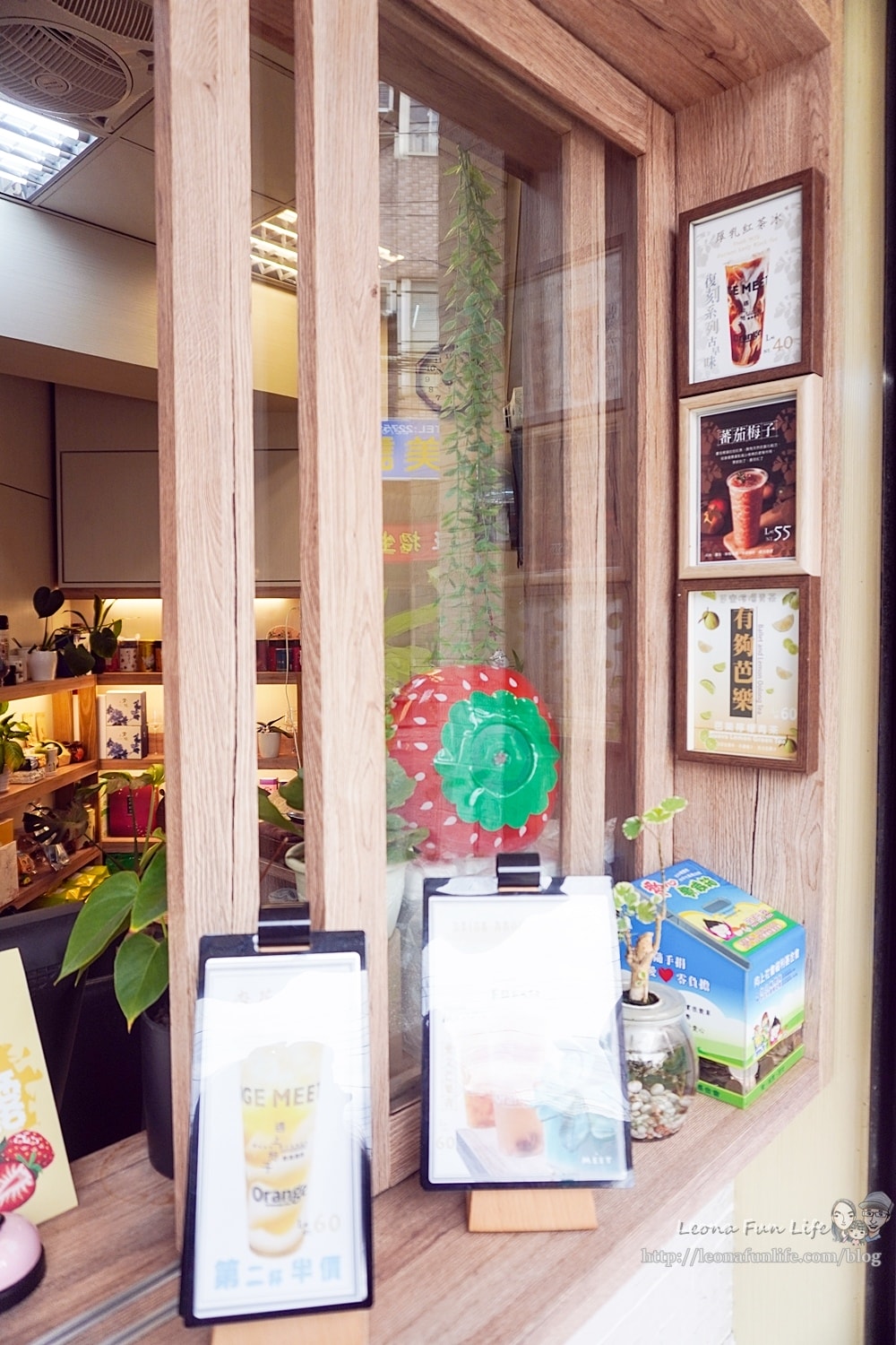 20251027_-547 20251027_-547