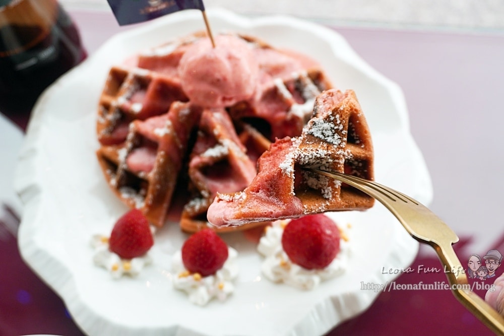 20251027_-496 20251027_-496