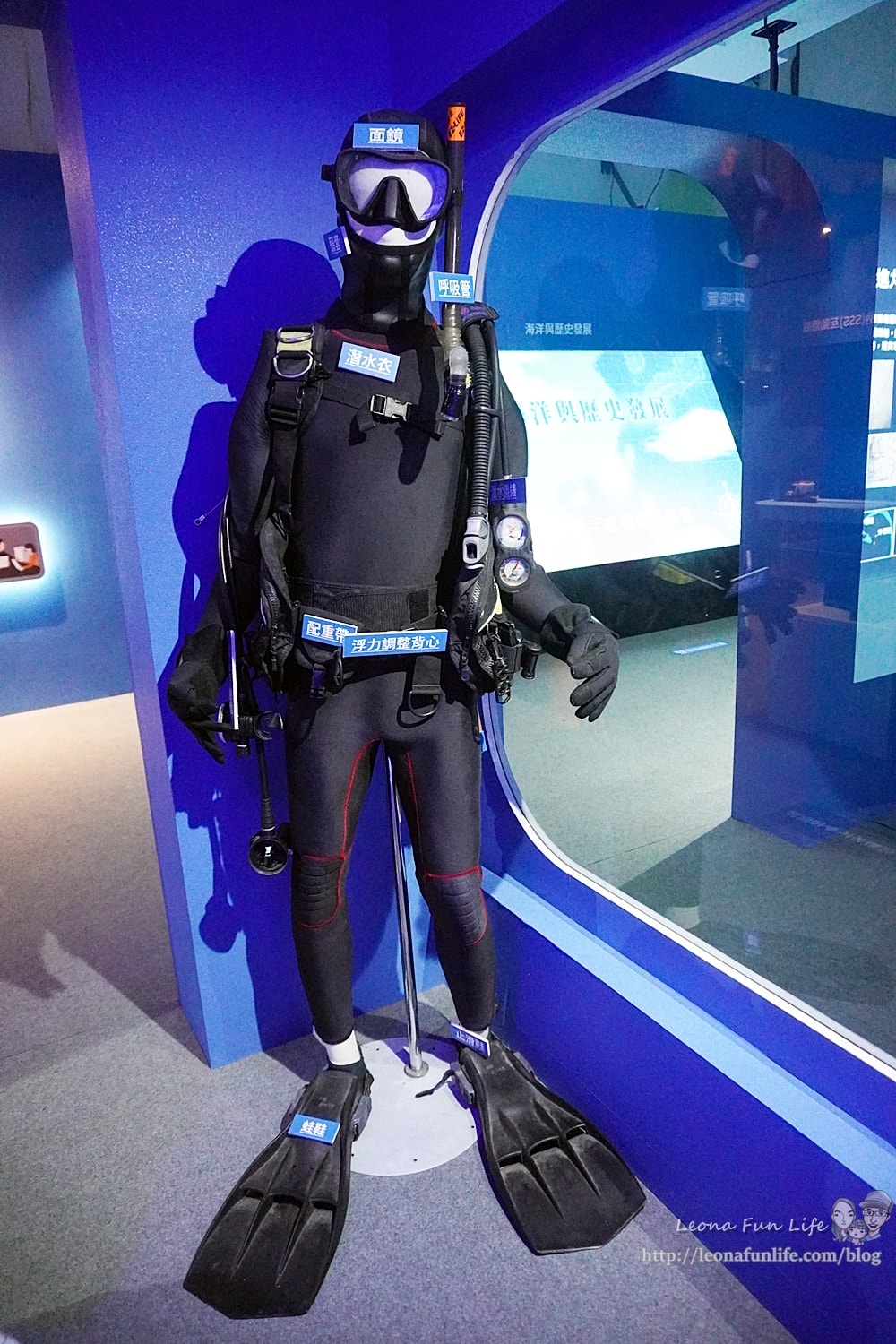 20251027_-564 20251027_-564