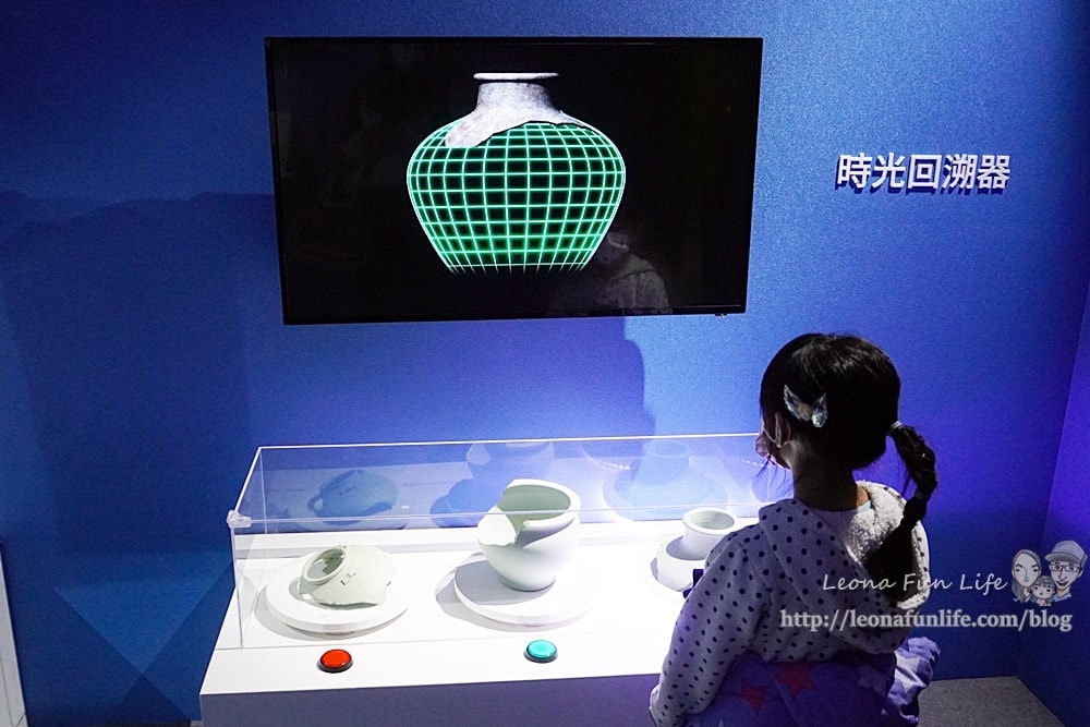 20251027_-572 20251027_-572