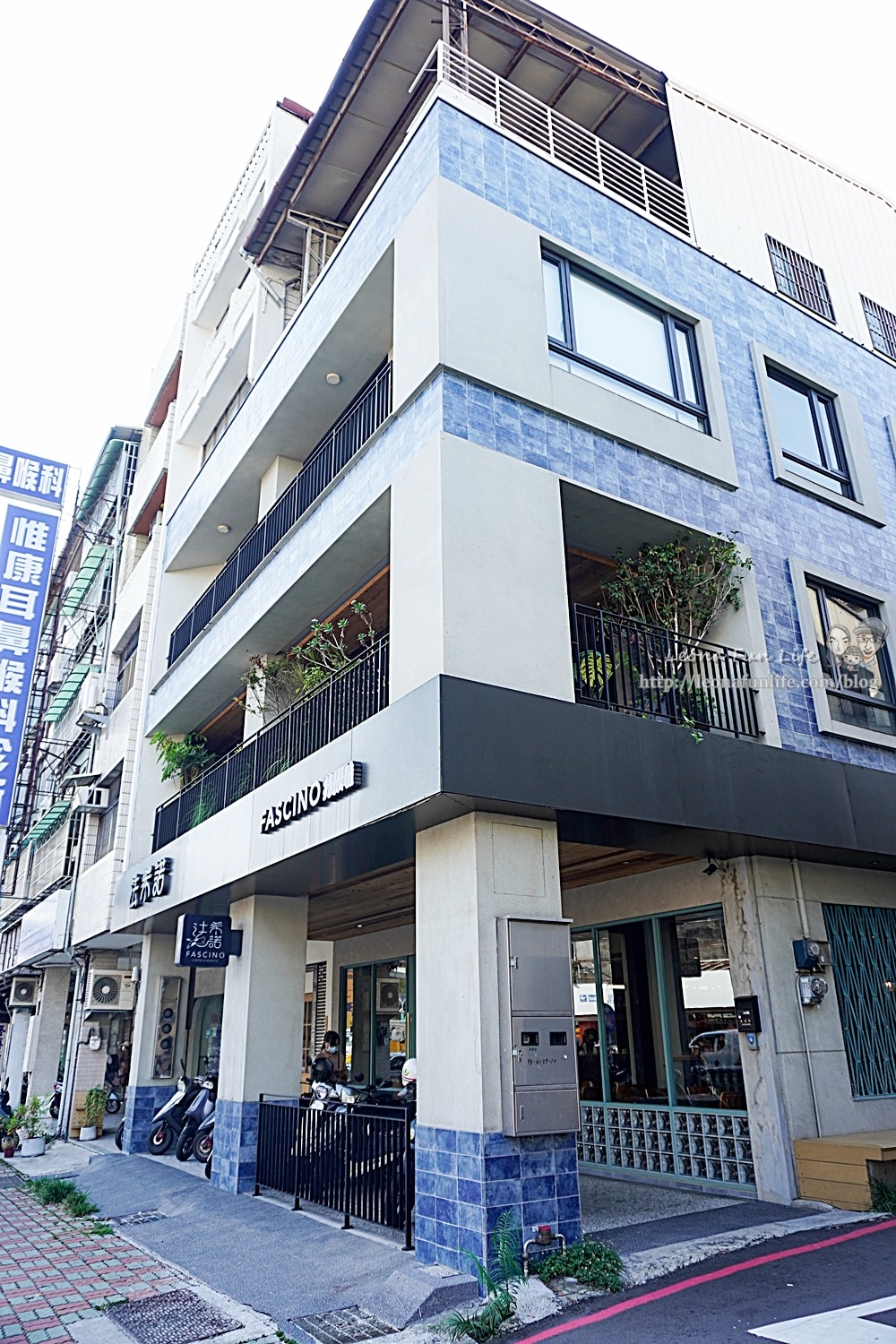 20251027_-614 20251027_-614