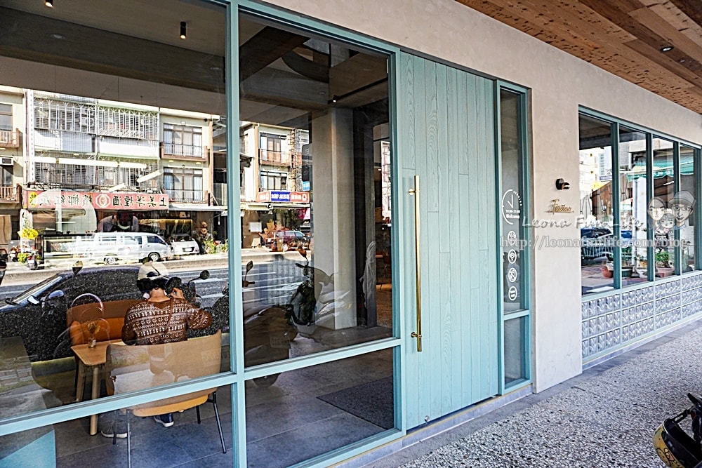 20251027_-616 20251027_-616