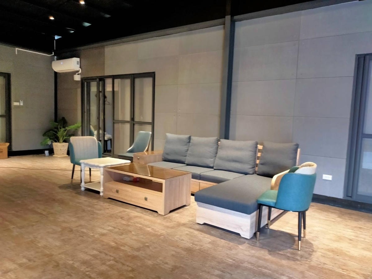 20251027_-121 20251027_-121