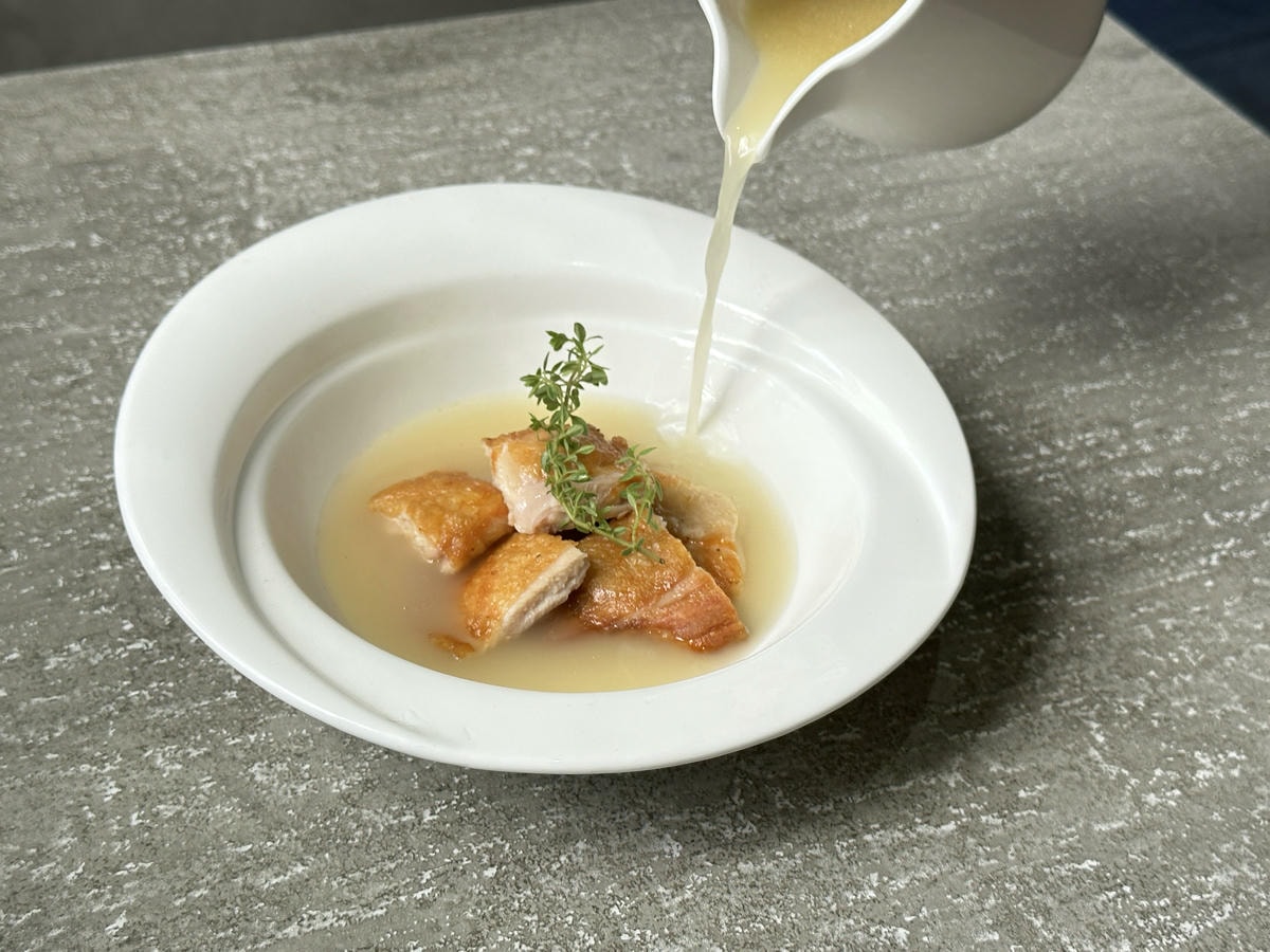 20251027_-276 20251027_-276