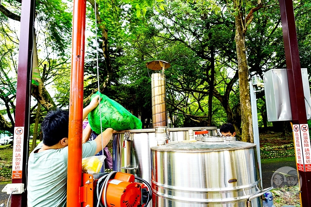 20251027_-182 20251027_-182