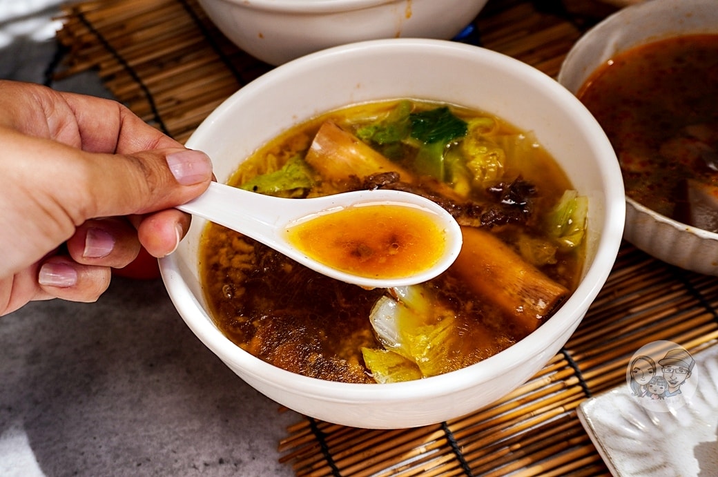 20251027_-443 20251027_-443